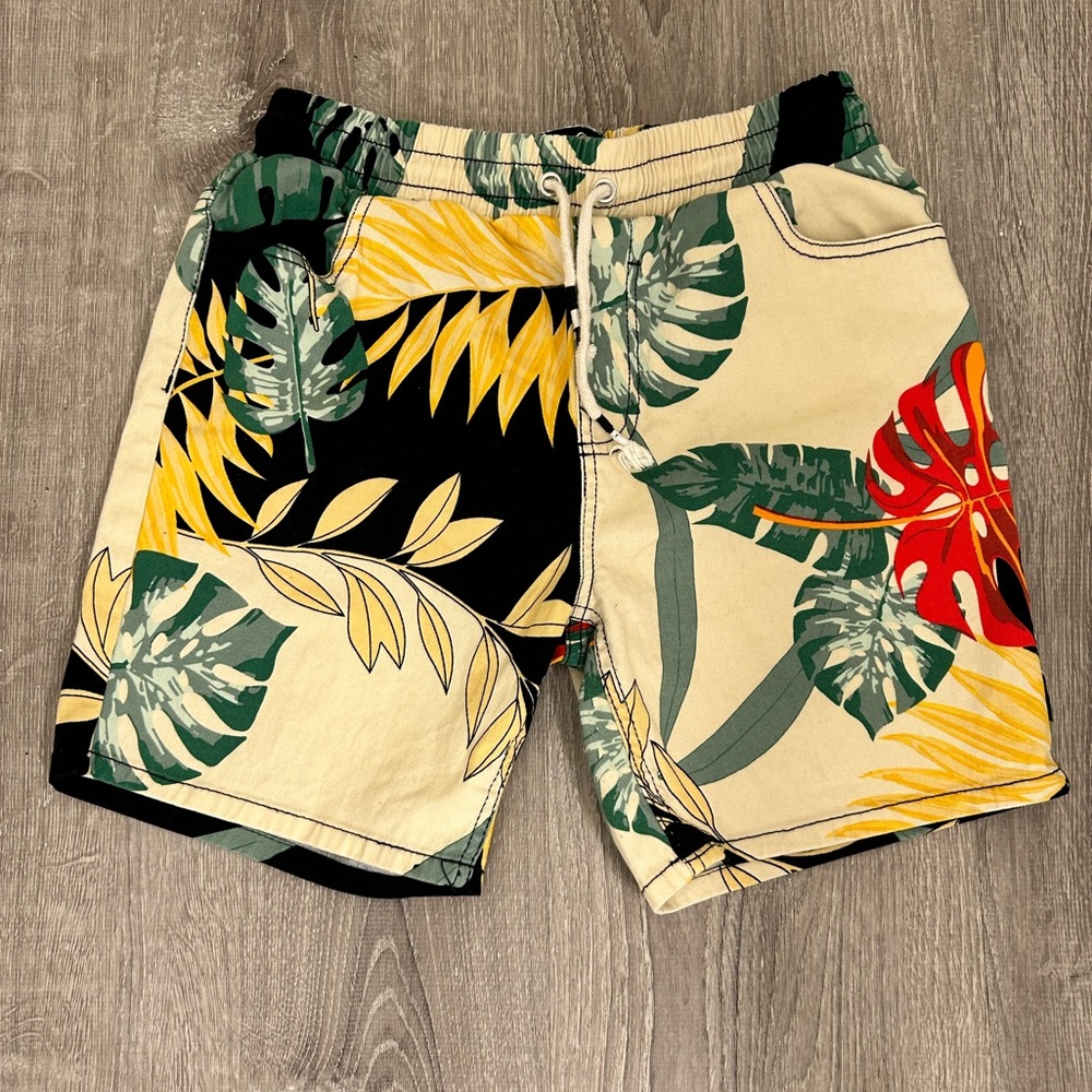 GOOD VIBES FLORAL SHORTS